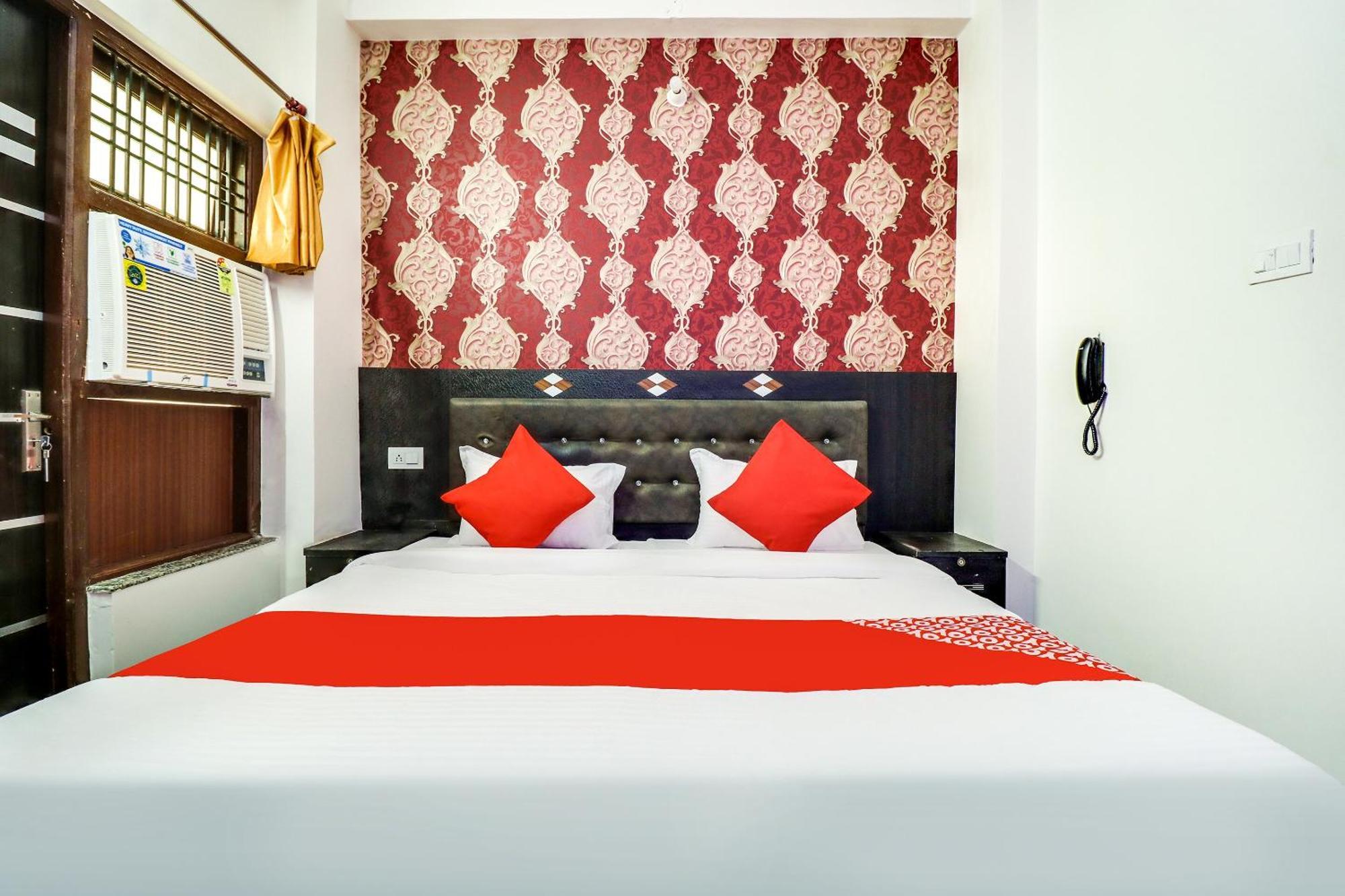 Super Hotel O Rs Inn Gorakhpur Eksteriør billede